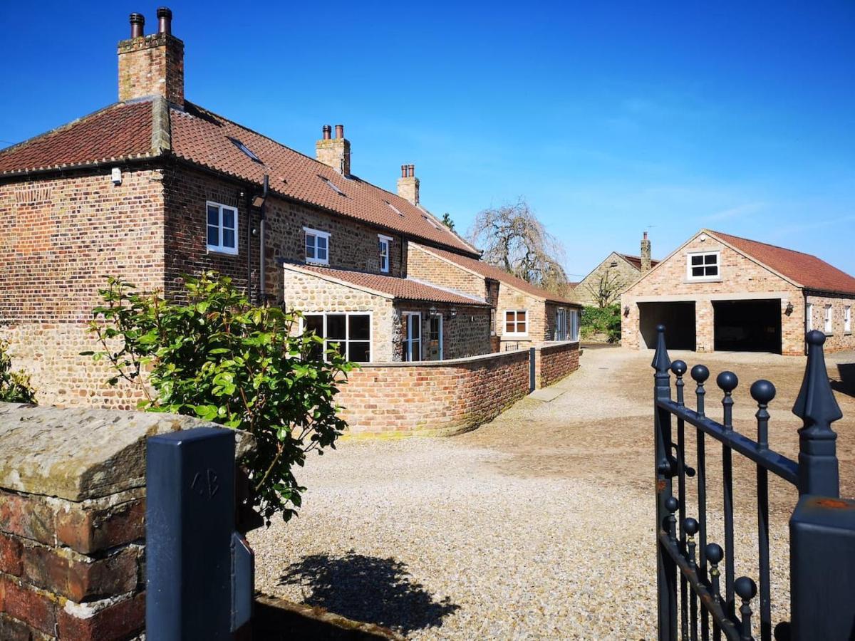 Grange Farm Lodge ริปอน ภายนอก รูปภาพ